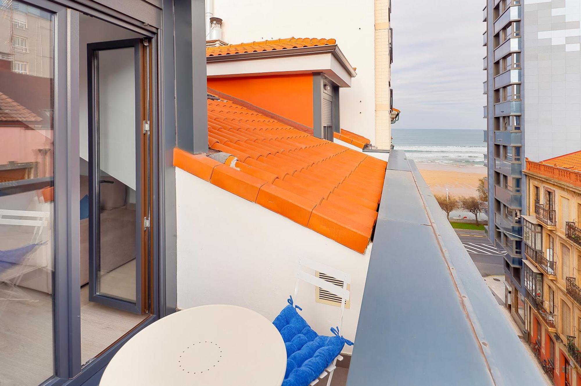Atico Con Terraza En Playa De San Lorenzo กิฮอน ภายนอก รูปภาพ